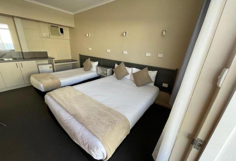 Astor Hotel Motel