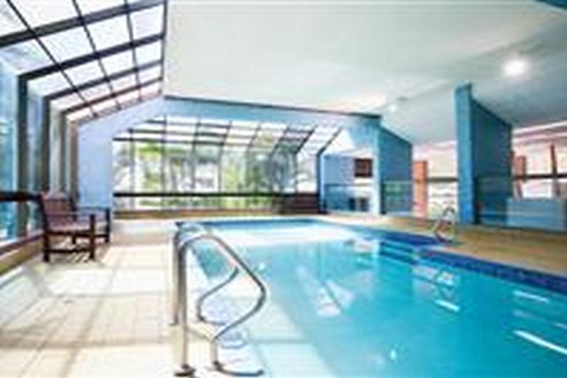 Breakfree Longbeach Resort