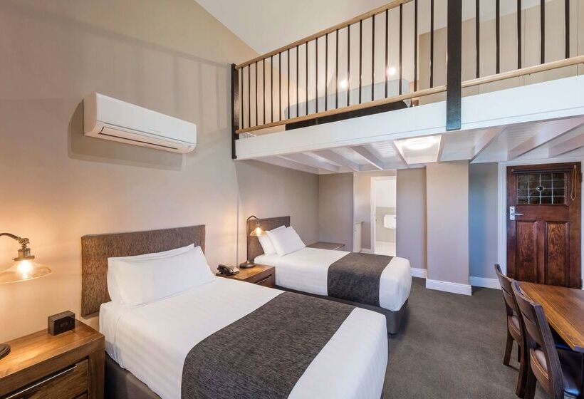 בית מלון כפרי Best Western Olde Maritime Motor Inn