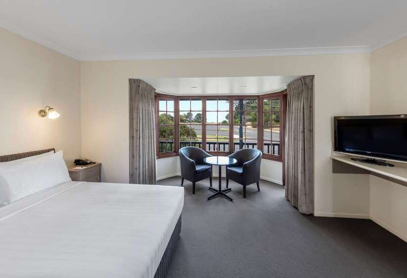 בית מלון כפרי Best Western Olde Maritime Motor Inn