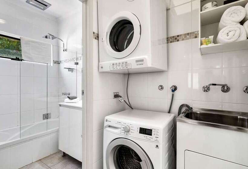 בית מלון כפרי Comfort Inn Coach & Bushmans