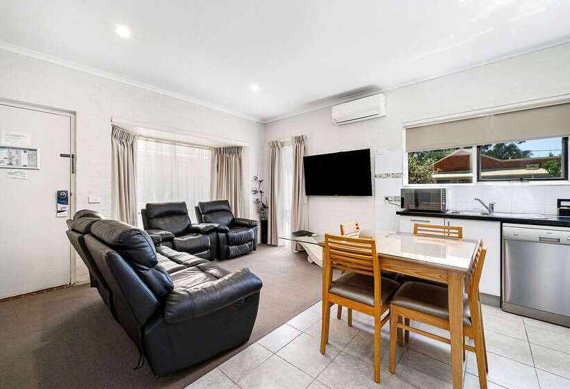 בית מלון כפרי Comfort Inn Coach & Bushmans