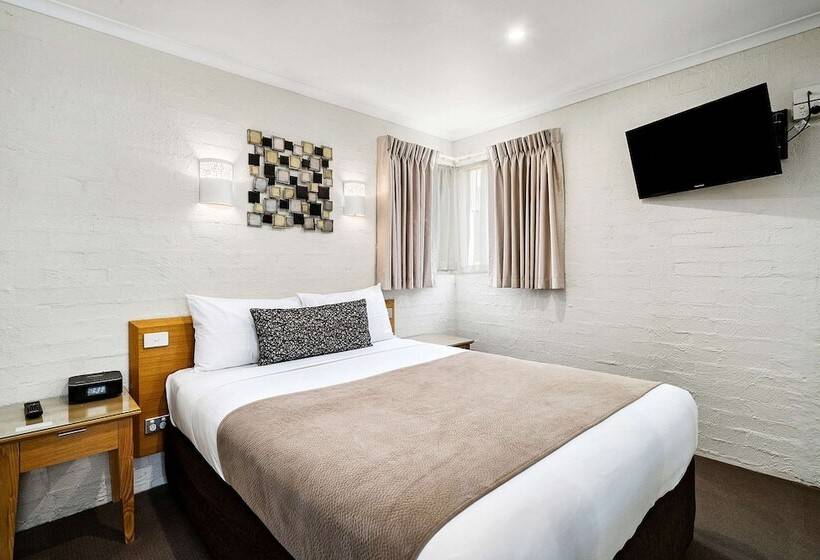 בית מלון כפרי Comfort Inn Coach & Bushmans