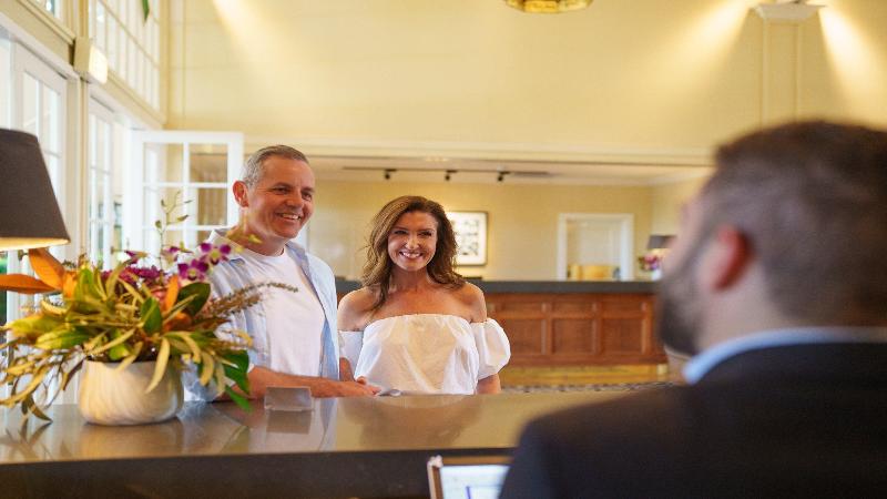 هتل Intercontinental Sanctuary Cove Resort, An Ihg