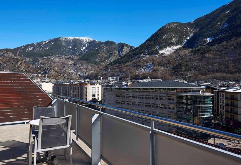 هتل NH Andorra La Vella