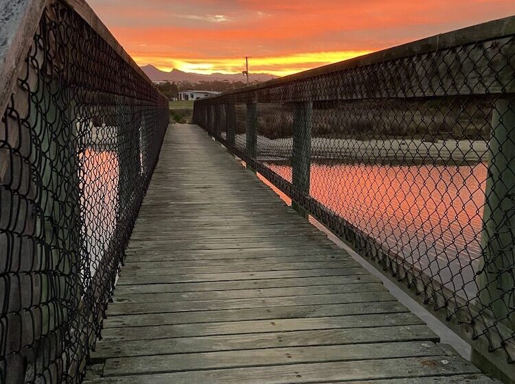 فندق Pelican Sands Scamander