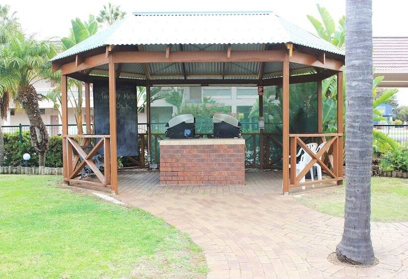 Swan Hill Resort
