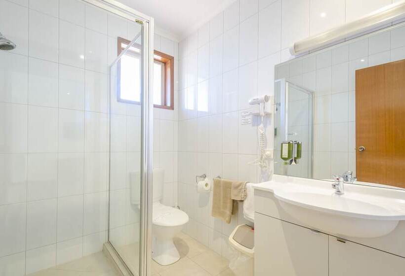 Werribee Motel And Apartments