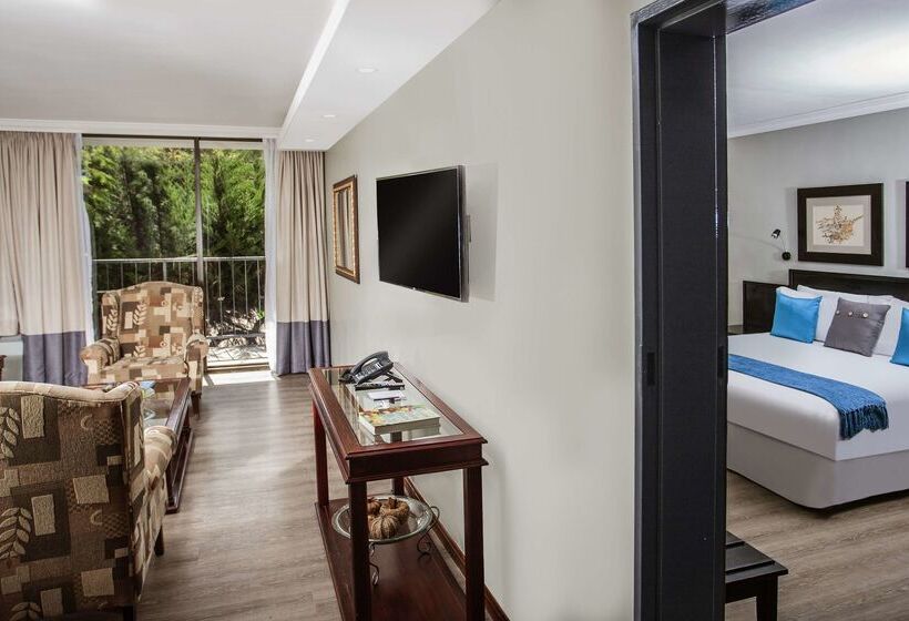 ホテル Avani Maseru