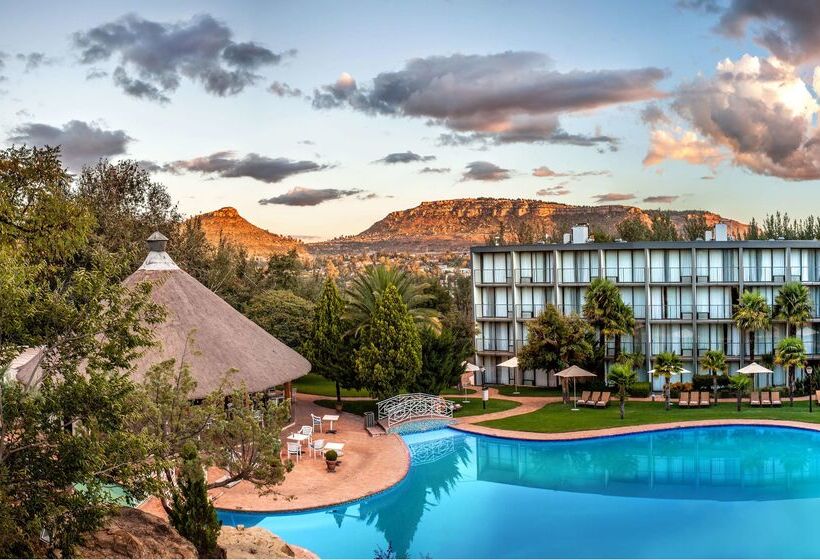 ホテル Avani Maseru