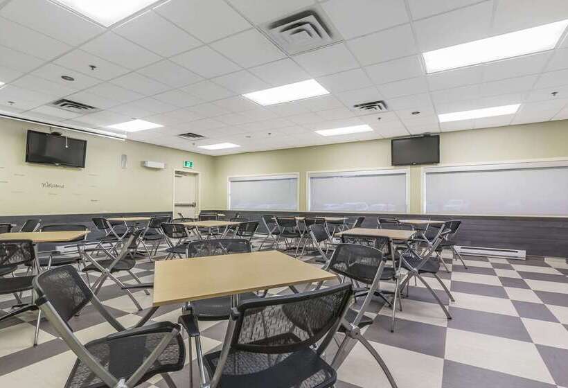 Quality Hotel & Conference Centre