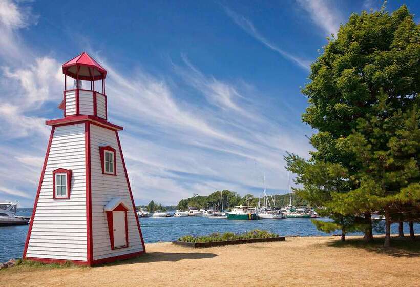酒店 Ramada By Wyndham Gananoque Provincial Inn