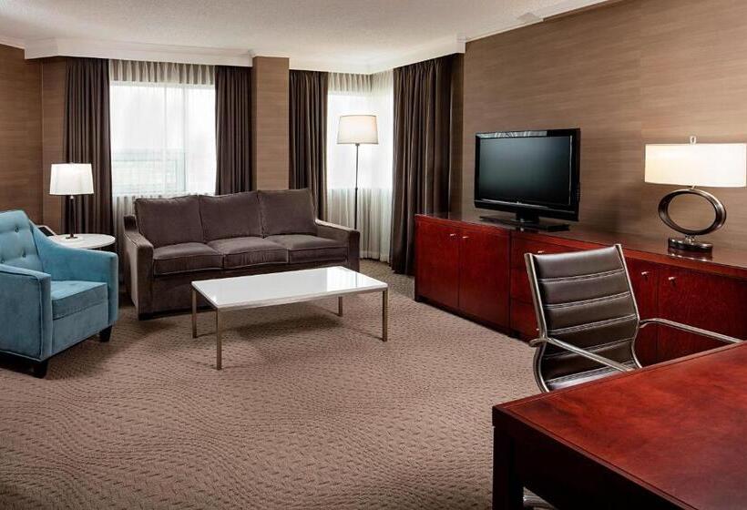 هتل Sheraton Cavalier Calgary