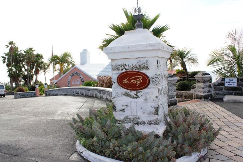 هتل The Reefs Resort And Club