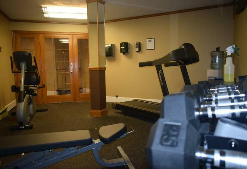 בית מלון כפרי Travelodge  By Wyndham Chilliwack