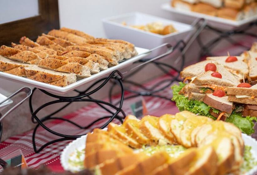 هتل évora By Rede Sagres