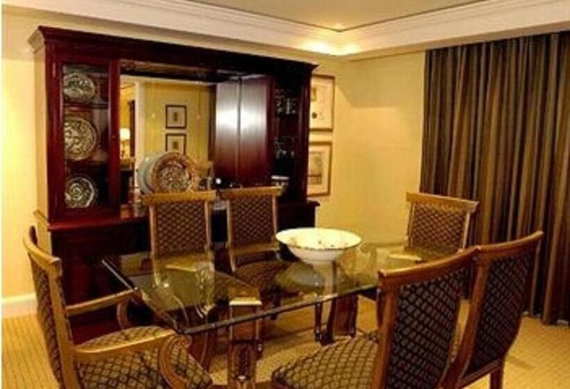 استراحتگاه Peermont Walmont At The Grand Palm  Gaborone