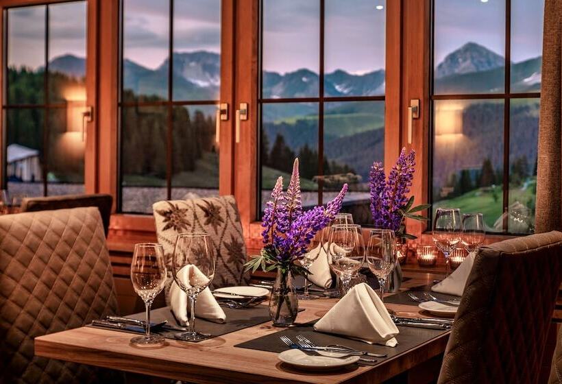 Golf & Sporthotel Hof Maran