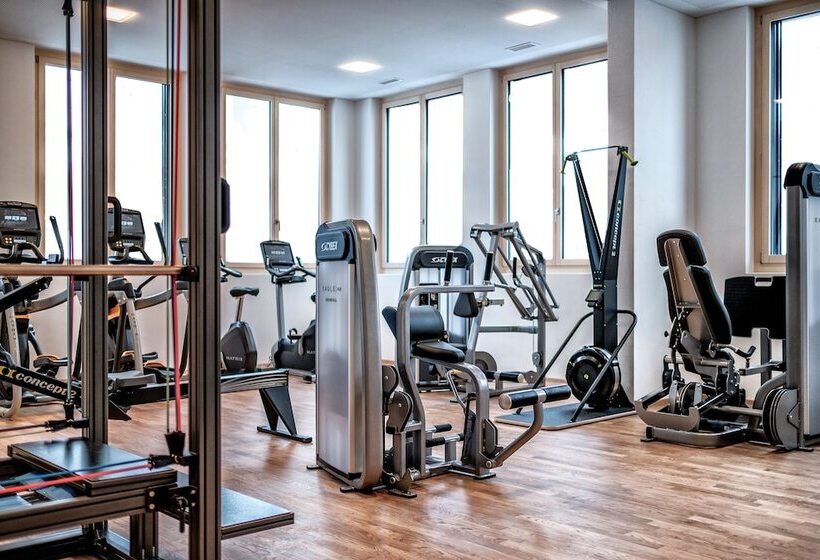 Golf & Sporthotel Hof Maran