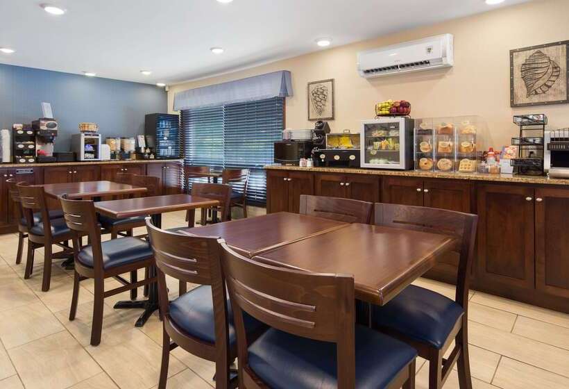 בית מלון כפרי South West Mermaid Inn