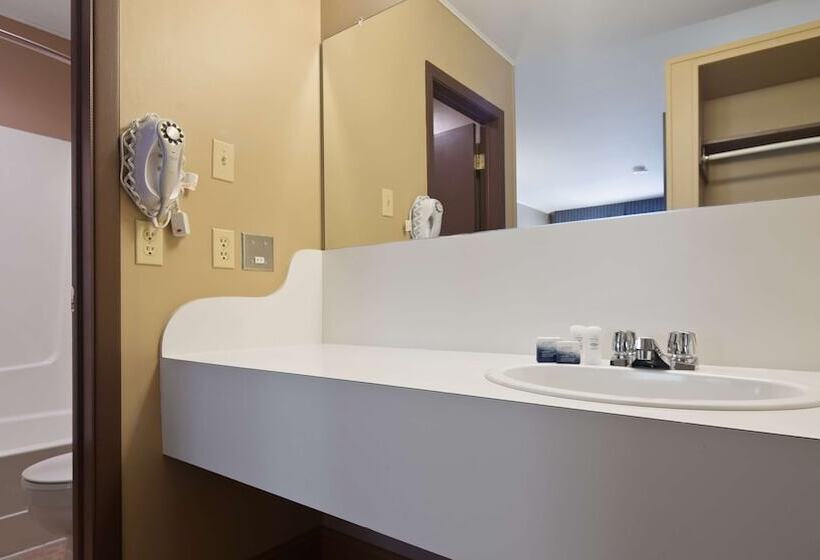 בית מלון כפרי South West Mermaid Inn