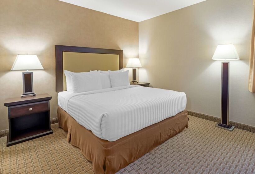 בית מלון כפרי Best Western Plus Emerald Isle