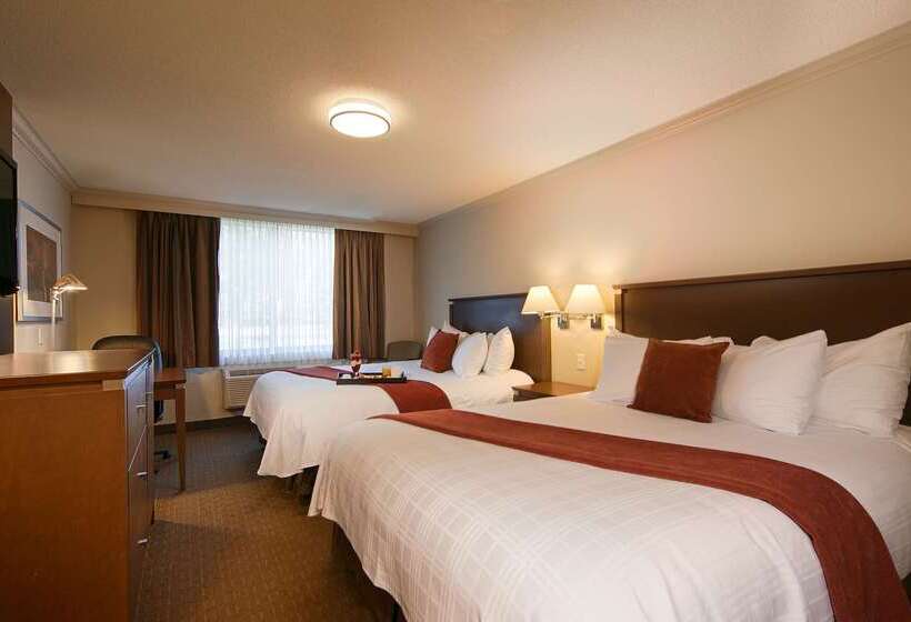هتل Best Western Plus Guildwood Inn