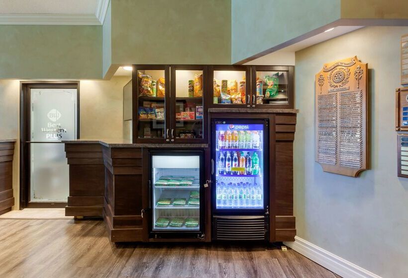Отель Best Western Plus Mariposa Inn & Conference Centre