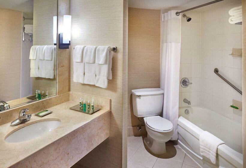 هتل Best Western Plus Waterfront