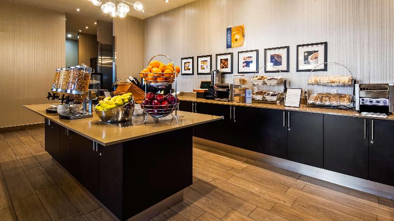 هتل Best Western Plus Waterfront