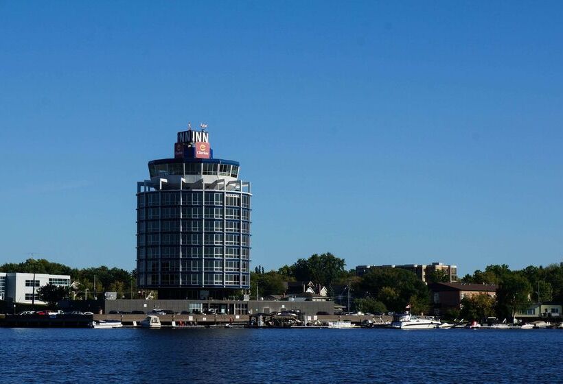 هتل Clarion Lakeside Inn & Conference Centre