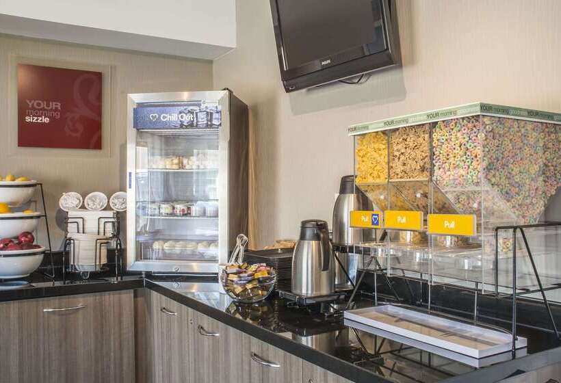 هتل Comfort Inn