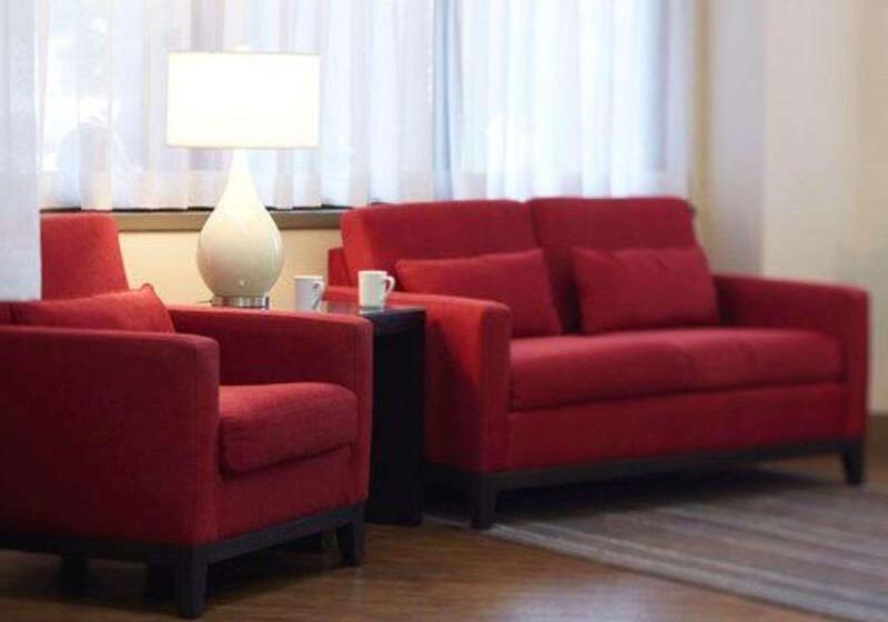 هتل Comfort Inn Magnetic Hill
