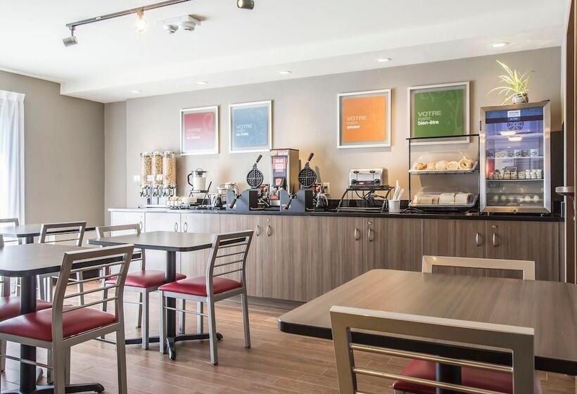 فندق Comfort Inn Sherbrooke
