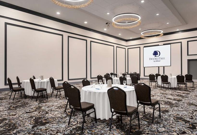 هتل Doubletree By Hilton Pointe Claire Montreal Airport West