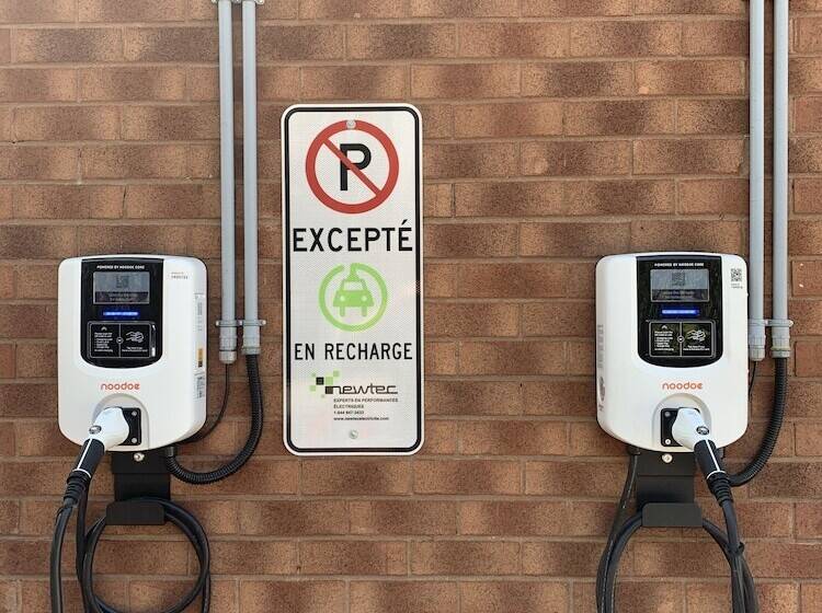 فندق Econo Lodge Airport Quebec