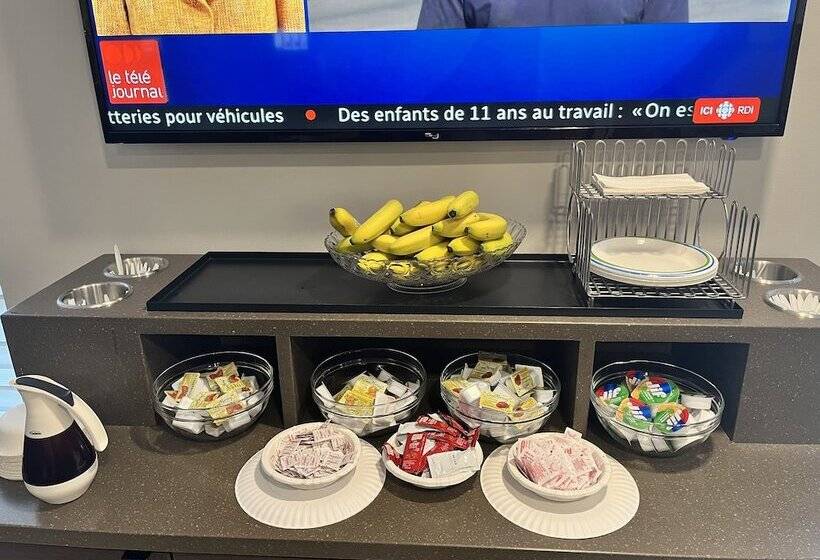 فندق Econo Lodge Airport Quebec