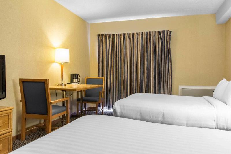 فندق Econo Lodge Airport Quebec