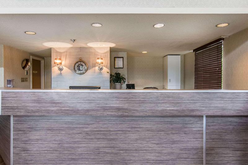 فندق Econo Lodge Airport Quebec