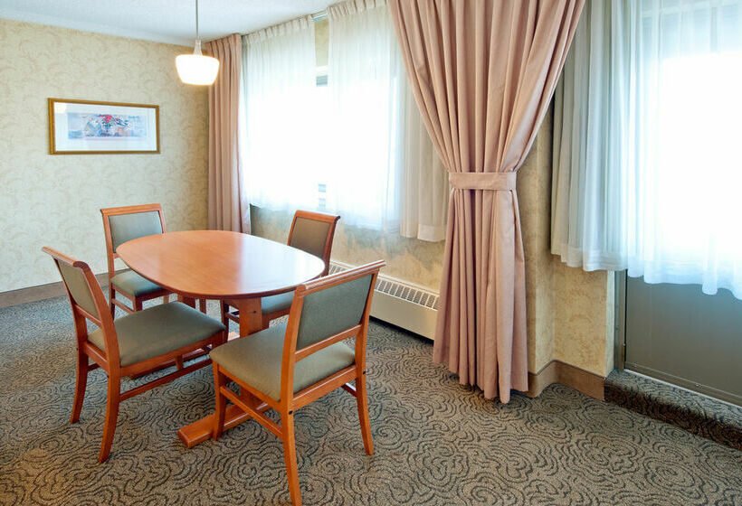 בית מלון כפרי Four Points by Sheraton Montreal Centre Ville