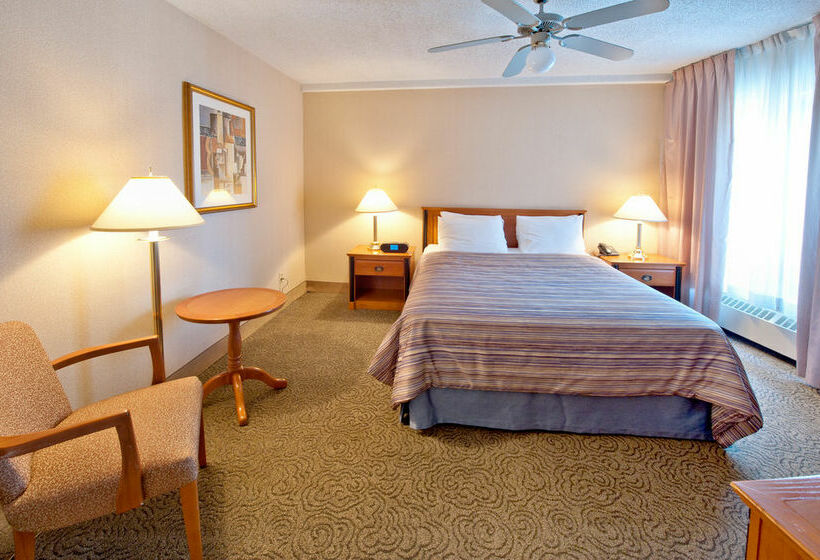 בית מלון כפרי Four Points by Sheraton Montreal Centre Ville