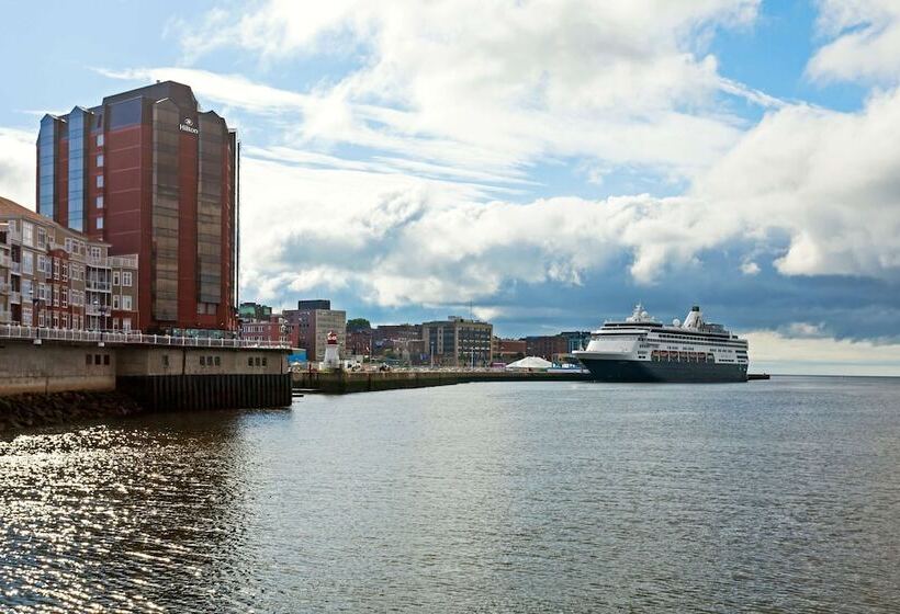 هتل Hilton Saint John