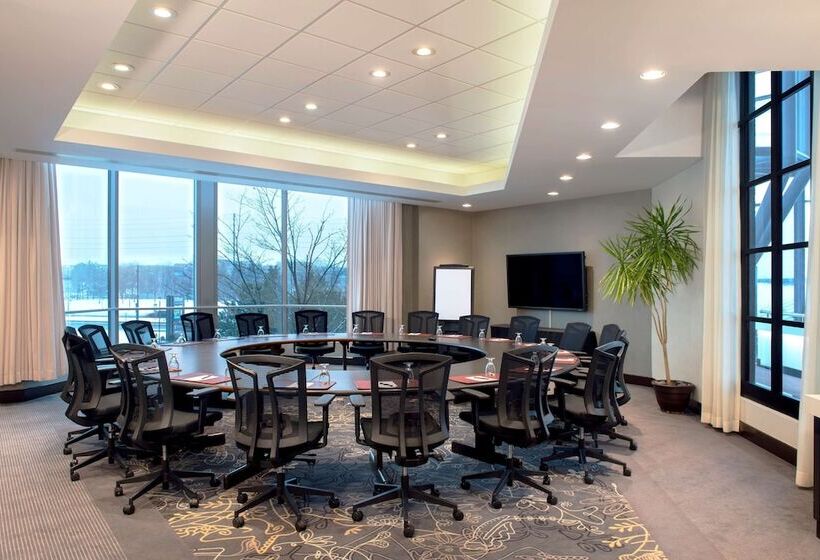 酒店 Hilton Toronto/markham Suites Conference Centre & Spa