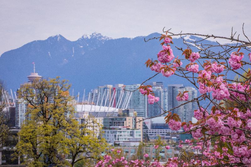 هتل Holiday Inn & Suites Vancouver Downtown, An Ihg