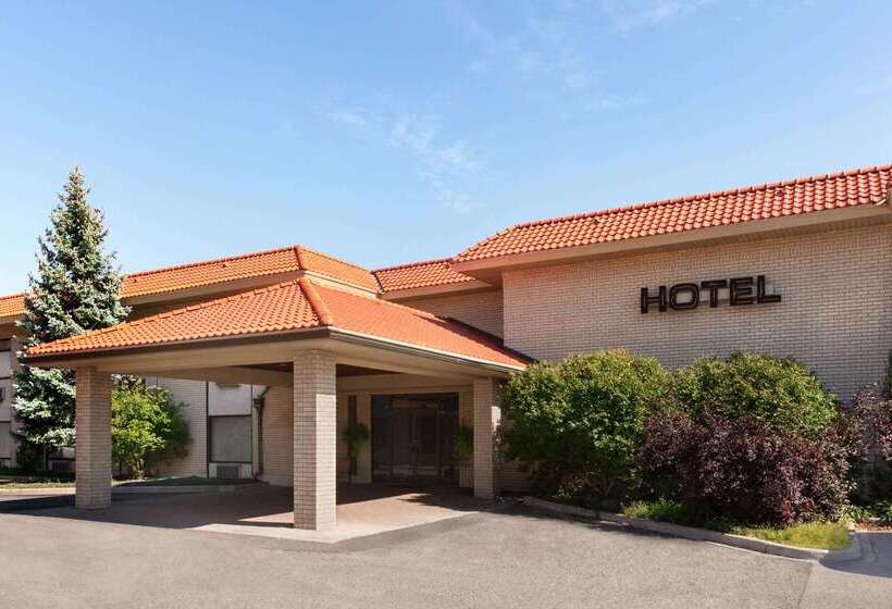 هتل Surestay Plus By Best Western Windsor