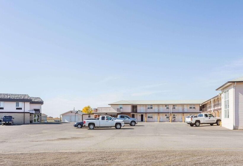 هتل Moosejaw Inn