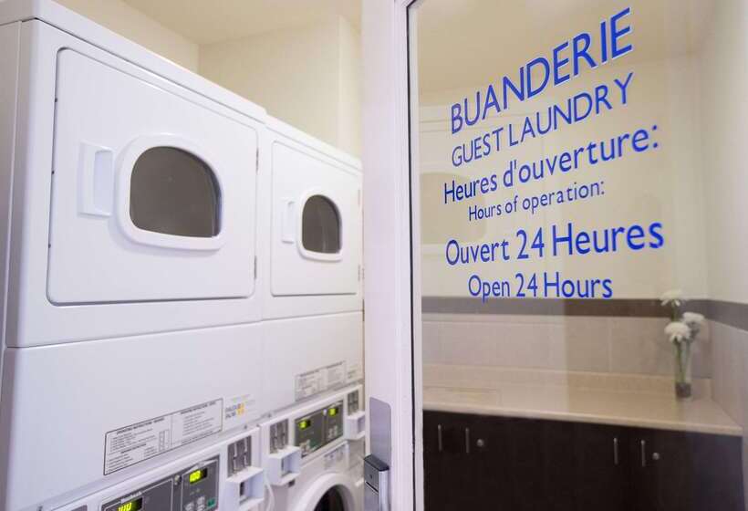 هتل Quality Inn And Suites Brossard