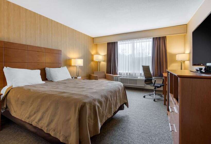 هتل Quality Inn & Conference Centre Downtown