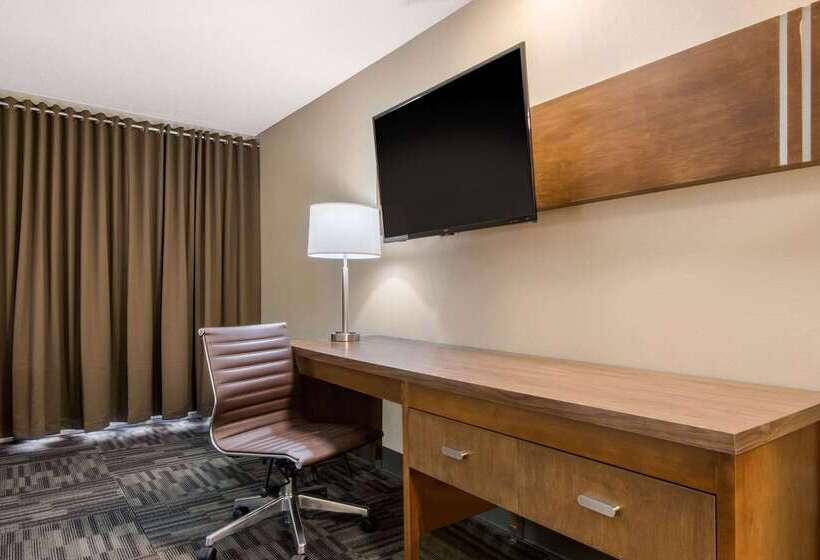 酒店 Quality Inn & Conference Centre