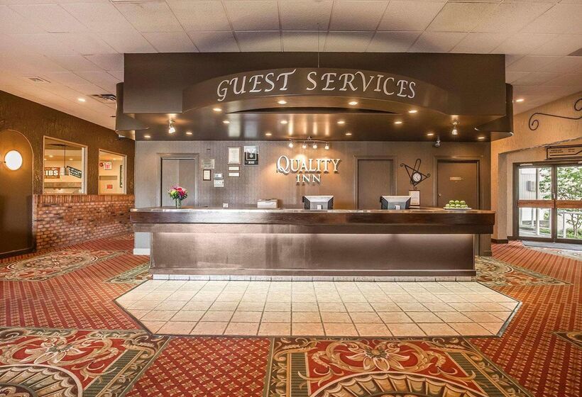 هتل Quality Inn & Conference Centre